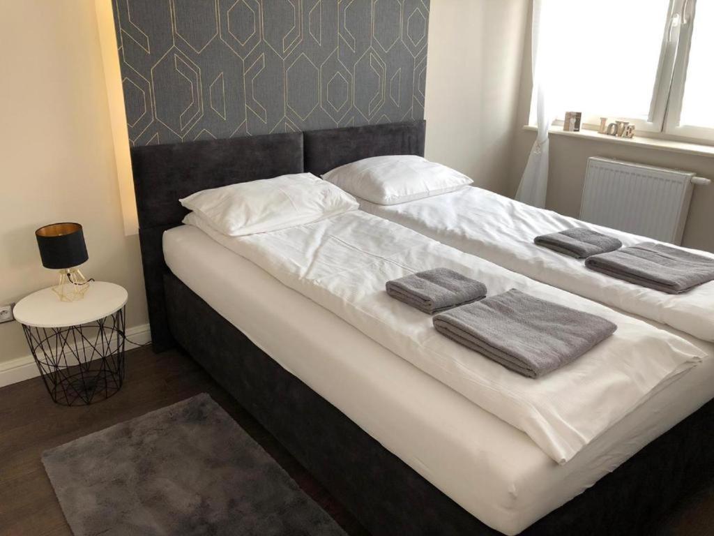 Apartamenty Plaza Slupca Ngoại thất bức ảnh