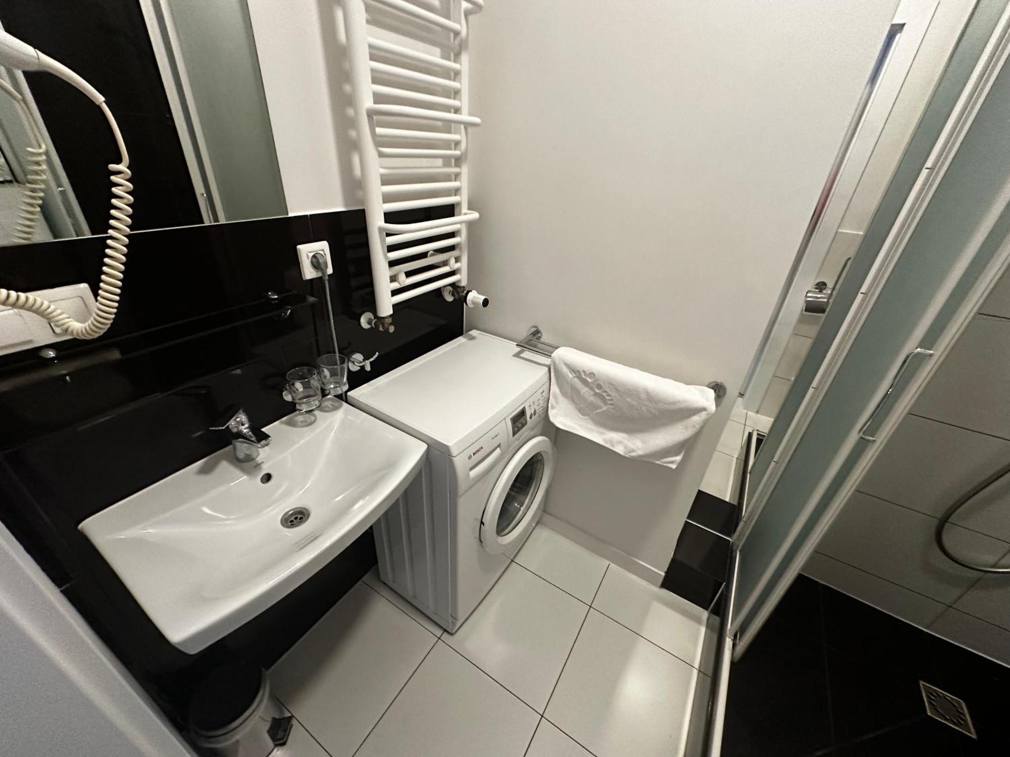 Apartamenty Plaza Slupca Ngoại thất bức ảnh