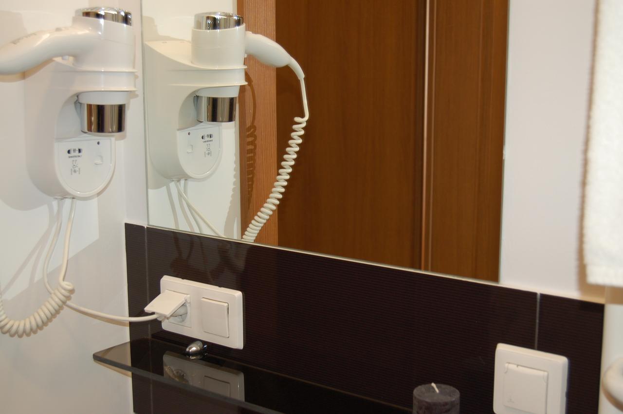 Apartamenty Plaza Slupca Ngoại thất bức ảnh